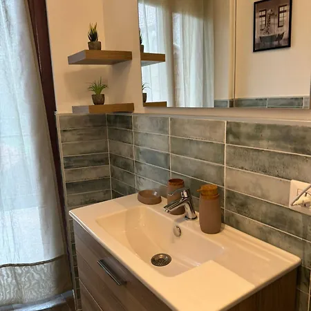 Abbihouse & Castle *